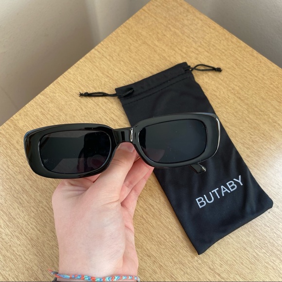 Accessories - Butaby Unisex Retro Rectangle Sunglasses Black
